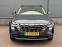 Hyundai Tucson 1.6 T-GDI PHEV Comfort Smart 4WD / Sky / Dealer Onderhouden / Trekhaak / 1350KG Trekgewicht / Schuif Kantel Dak / Adaptive Cruise / Apple Carplay&Adnroid Auto / Keyless /