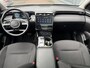 Hyundai Tucson 1.6 T-GDI PHEV Comfort Smart 4WD / Sky / Dealer Onderhouden / Trekhaak / 1350KG Trekgewicht / Schuif Kantel Dak / Adaptive Cruise / Apple Carplay&Adnroid Auto / Keyless /