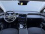 Hyundai Tucson 1.6 T-GDI PHEV Comfort Smart 4WD / Dealer Onderhouden / Trekhaak / SOH 100% / 1350KG Trekgewicht / Fabrieksgarantie tot 01-2029 / Stuur & Stoelverwarming / Elektrische Achterklep / Navigatie / Adaptief cruise control / Apple Carplay Android Auto / Krell Audio Systeem / Keyless Entry & Start /