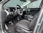 Hyundai Ioniq 9 Lounge AWD 6p. 110.3 kWh / Voor-achter stoelverwarming / Voor-achter stoelverkoeling / BOSE geluidsysteem / Warmtepomp / Elektrisch verstelbare voorstoelen met geheugen / 360° camera / Dodehoekcamera / Panoramisch glazen dak / Verwarmd stuurwiel / Vehicle-to-Load / 800V snellaadsysteem /