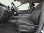 Hyundai Tucson 1.6 T-GDI PHEV Comfort Smart 4WD / SOH 100% / Dealer onderhouden / Fabrieksgarantie tot 06-2027 / Trekhaak afneembaar / Trekgewicht 1350 kg / Stuur- & Stoelverwarming / Achteruitrijcamera / Elektrische achterklep / Adaptief cruise control /