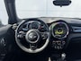 MINI Cooper 3-Deurs 1.5 Pepper Serious Business / Stoelverwarming voor / Navigatie / Parkeersensoren achter / Panorama Dak / Airco Climate Control