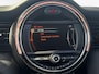 MINI Cooper 3-Deurs 1.5 Pepper Serious Business / Stoelverwarming voor / Navigatie / Parkeersensoren achter / Panorama Dak / Airco Climate Control