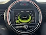 MINI Cooper 3-Deurs 1.5 Pepper Serious Business / Stoelverwarming voor / Navigatie / Parkeersensoren achter / Panorama Dak / Airco Climate Control
