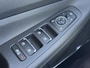 Hyundai Santa Fe 1.6 T-GDI PHEV Comfort Smart / Dealer onderhouden / Fabrieksgarantie tot 03-2028 / 1.350 kg trekhaak Afneembaar / Navigatie / Dodehoek Detectie / Camera / Elektr. Stoelen / Stoelverwarming / Krell Audio /