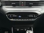 Hyundai Bayon 1.0 T-GDI Premium / Dodehoekdetectie / Stoel- & Stuurverwarming / Achteruitrijcamera / Climate Control / Cruise Control