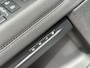 Land Rover Range Rover Evoque 1.5 P300e AWD HSE / Schuif Kantel Dak / Elektrische Stoelen met Geheugen / Elektrische Achterklep / Apple Carplay&Android Auto / 360º Camera / 20'' LM Velgen / Keyless /