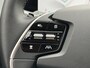 Kia EV6 Edition 77.4 kWh / SOH 100% / Fabrieksgarantie tot 18-06-2032 / 1.600 kg trekgewicht / Android Auto & Apple Carplay / Navigatie / Cruise Control Adaptief / Climate Control / DAB / Draadloze Telefoonlader / Camera / Parkeerassistent / 19" Lichtmetalen Wielen / Keyless entry & start /