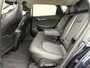 Kia EV6 Edition 77.4 kWh / SOH 100% / Fabrieksgarantie tot 18-06-2032 / 1.600 kg trekgewicht / Android Auto & Apple Carplay / Navigatie / Cruise Control Adaptief / Climate Control / DAB / Draadloze Telefoonlader / Camera / Parkeerassistent / 19" Lichtmetalen Wielen / Keyless entry & start /