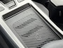 Kia EV6 Edition 77.4 kWh / SOH 100% / Fabrieksgarantie tot 18-06-2032 / 1.600 kg trekgewicht / Android Auto & Apple Carplay / Navigatie / Cruise Control Adaptief / Climate Control / DAB / Draadloze Telefoonlader / Camera / Parkeerassistent / 19" Lichtmetalen Wielen / Keyless entry & start /