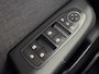 Renault Clio 1.6 E-Tech Full Hybrid 145 techno / Fabrieksgarantie tot 04-2027 / 360 Graden Camera / Stoel & Stuurverwarming / All Season Banden / Navigatie / Apple Carplay & Android Auto /