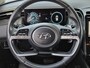 Hyundai Tucson 1.6 T-GDI PHEV Comfort Smart 4WD / Dealer onderhouden / Fabrieksgarantie tot 05-2027 / All season banden / Stuur- & Stoelverwarming / Trekgewicht 1350 kg / Elektrische achterklep / Achteruitrijcamera / Apple Carplay Android Auto /