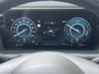 Hyundai Tucson 1.6 T-GDI PHEV Comfort 4WD / Fabrieksgarantie tot 07-2027 / Accu SoH 100 % / 1.350 kg trekgewicht / Navigatie / Stuur- & Stoelverwarming / Apple Carplay Android / 19" LM wielen /