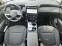 Hyundai Tucson 1.6 T-GDI PHEV Comfort 4WD / Fabrieksgarantie tot 07-2027 / Accu SoH 100 % / 1.350 kg trekgewicht / Navigatie / Stuur- & Stoelverwarming / Apple Carplay Android / 19" LM wielen /