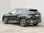 Hyundai Tucson 1.6 T-GDI PHEV N Line Sky 4WD / Facelift / Fabrieksgarantie tot 12-2029 / Dealer onderhouden / Panorama schuifdak / Navigatie / Camera / Elektrische Achterklep / Stuur & Stoelverwarming / Apple Carplay Android / 19" LM wielen /