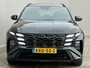 Hyundai Tucson 1.6 T-GDI PHEV N Line Sky 4WD / Facelift / Fabrieksgarantie tot 12-2029 / Dealer onderhouden / Panorama schuifdak / Navigatie / Camera / Elektrische Achterklep / Stuur & Stoelverwarming / Apple Carplay Android / 19" LM wielen /