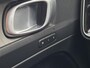 Volvo XC40 1.5 T5 Recharge R-Design Expression / Leder interieur / Stoelverwarming / Elektrisch verstelbare stoel + Geheugenfunctie / DAB+