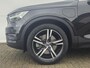 Volvo XC40 1.5 T5 Recharge R-Design Expression / Leder interieur / Stoelverwarming / Elektrisch verstelbare stoel + Geheugenfunctie / DAB+