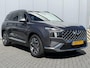 Hyundai Santa Fe 1.6 T-GDI PHEV Premium / AWD / Fabrieksgarantie tot 1/7/2027 / Dealer onderhouden  / EAER 58km / Apple Carplay Android Auto / Adaptief CC / Achteruitrijcamera / Stuur- Stoel en Achterbankverwarming / Elektrische achterklep / Trekgewicht 1350 kg / Climate control /