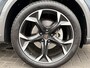 CUPRA Formentor 1.4 e-Hybrid Performance / PHEV / 19" Velgen / 3 fasen Laden / Camera / Apple Carplay / Android Auto / Rijassistent Pakket / 1500 kg Trekgewicht / Keyless Entry & Start / Parkeersensoren Voor & Achter / Adaptieve Cruise Control / Navigatie /