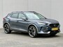 CUPRA Formentor 1.4 e-Hybrid Performance / PHEV / 19" Velgen / 3 fasen Laden / Camera / Apple Carplay / Android Auto / Rijassistent Pakket / 1500 kg Trekgewicht / Keyless Entry & Start / Parkeersensoren Voor & Achter / Adaptieve Cruise Control / Navigatie /