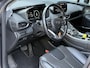 Hyundai Santa Fe 1.6 T-GDI HEV Comfort Smart / Dealer Onderhouden / Trekhaak / 1650 KG Trekgewicht / Stoel Verwarming / Elektrische Stoelen / Achteruitrij Camera / Apple Carplay & Android Auto /