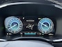 Hyundai Santa Fe 1.6 T-GDI HEV Comfort Smart / Dealer Onderhouden / Trekhaak / 1650 KG Trekgewicht / Stoel Verwarming / Elektrische Stoelen / Achteruitrij Camera / Apple Carplay & Android Auto /
