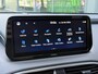 Hyundai Santa Fe 1.6 T-GDI HEV Comfort Smart / Dealer Onderhouden / Trekhaak / 1650 KG Trekgewicht / Stoel Verwarming / Elektrische Stoelen / Achteruitrij Camera / Apple Carplay & Android Auto /