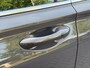 Hyundai Santa Fe 1.6 T-GDI HEV Comfort Smart / Dealer Onderhouden / Trekhaak / 1650 KG Trekgewicht / Stoel Verwarming / Elektrische Stoelen / Achteruitrij Camera / Apple Carplay & Android Auto /