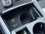 Hyundai Santa Fe 1.6 T-GDI HEV Comfort Smart / Dealer Onderhouden / Trekhaak / 1650 KG Trekgewicht / Stoel Verwarming / Elektrische Stoelen / Achteruitrij Camera / Apple Carplay & Android Auto /