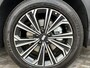 Geely Starray EM-i 1.5 Max+ / 29,8 kWh / 136KM WLTP / max 1055KM Actieradius / PHEV / Plug-in / Fabrieksgarantie t/m 07-2034 / Stoelverwarming voor en achter / Stoelmassage / Schuif-kantel dak / Stoelventilatie / Stuurverwarming / Elektrisch verstelbare stoelen / Elektrische achterklep / Adaptieve cruise control / Apple Carplay/Android Auto / Navigatie /