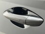 Hyundai Tucson 1.6 T-GDI PHEV Premium Sky 4WD /Accu SoH 100 % / Fabrieksgarantie tot 10-2029 / Panorama schuifdak / Dealer Onderhouden / HUD / Apple Carplay Android Auto / Camera / Elektr. stoelen & klep / Stoelventilatie / Stuur-, stoel- en achterbankverwarming / Stoelverkoeling / 19" LM wielen & All Season banden /