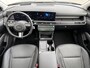 Hyundai Tucson 1.6 T-GDI PHEV Premium Sky 4WD /Accu SoH 100 % / Fabrieksgarantie tot 10-2029 / Panorama schuifdak / Dealer Onderhouden / HUD / Apple Carplay Android Auto / Camera / Elektr. stoelen & klep / Stoelventilatie / Stuur-, stoel- en achterbankverwarming / Stoelverkoeling / 19" LM wielen & All Season banden /