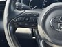 Toyota Yaris Cross 1.5 Hybrid Dynamic / Navigatie / Apple Carplay / Achteruitrijcamera / Stuur-, Stoel en voorruitverwarming / Trekhaak