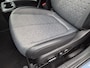 Hyundai Ioniq 5 Connect+ 77.4 kWh / SOH 100% / Dealer onderhouden / Fabrieksgarantie tot 12-2028 / CCS snelladen / All season banden / Elektrische achterklep / Rondomzicht camera / Warmtepomp / Climate control / Stuur- Stoel & Achterbank verwarming / Adaptief cruise control /