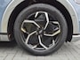 Hyundai Ioniq 5 Connect+ 77.4 kWh / SOH 100% / Dealer onderhouden / Fabrieksgarantie tot 12-2028 / CCS snelladen / All season banden / Elektrische achterklep / Rondomzicht camera / Warmtepomp / Climate control / Stuur- Stoel & Achterbank verwarming / Adaptief cruise control /