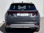 Hyundai Tucson 1.6 T-GDI HEV Premium / Facelift Nieuw model / Fabrieksgarantie tot 7-2029 / Dealer onderhouden / Navigatie / Stuur- en stoelverwarming / Elektrische klep / Adaptieve CC / 19"LM wielen /