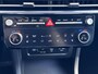 Hyundai Tucson 1.6 T-GDI HEV Premium / Facelift Nieuw model / Fabrieksgarantie tot 7-2029 / Dealer onderhouden / Navigatie / Stuur- en stoelverwarming / Elektrische klep / Adaptieve CC / 19"LM wielen /