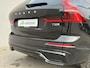 Volvo XC60 2.0 T8 Plug-in hybrid AWD Ultra Bright / 12-2025 / Facelift / Schuif-/Kantel dak / All-Season banden 19 / Stoel-/Stuur-/Achterbankverwarming / Zeer Luxe /
