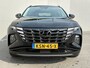 Hyundai Tucson 1.6 T-GDI PHEV Comfort Smart 4WD / Fabrieksgarantie tot 05-2027 / Dealer onderhouden / Navigatie / Camera / Apple Carplay/Android Auto / Stuur- en stoelverwarming / 19" LM wielen /