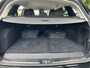 Mercedes-Benz C-klasse Estate 300 e Luxury Line / Dealer onderhouden / 1.800 kg elektrische trekhaak / Elektrische stoelen & Achterklep / Navi / Apple Carplay Android / 17" LM wielen /