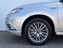 Mitsubishi Outlander 2.4 PHEV Intense / Trekhaak ( 1500 kg ) / Apple Carplay/Android Auto / Cruise control / | Apple Carplay/Android Auto | Comfort-tec synthetisch lederen bekleding | LED koplampen