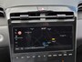 Hyundai Tucson 1.6 T-GDI PHEV Comfort Smart 4WD / Fabrieksgarantie tot 02-2029 / Dealer onderhouden / Glazen schuif- en kanteldak / Stuur- & Stoelverwarming / Trekgewicht 1350 kg / Achteruitrijcamera / Apple Carplay Android Auto / Adaptief cruise control /