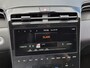 Hyundai Tucson 1.6 T-GDI PHEV Comfort Smart 4WD / Fabrieksgarantie tot 02-2029 / Dealer onderhouden / Glazen schuif- en kanteldak / Stuur- & Stoelverwarming / Trekgewicht 1350 kg / Achteruitrijcamera / Apple Carplay Android Auto / Adaptief cruise control /