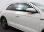 Volkswagen T-Roc 1.5 TSI DSG R-Line + IQ Drive pakket Automaat Navigatie Apple Carplay/Android Auto Climate control Lichtmetalen Velgen Extra Getint Glas LED