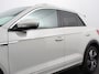 Volkswagen T-Roc 1.5 TSI DSG R-Line + IQ Drive pakket Automaat Navigatie Apple Carplay/Android Auto Climate control Lichtmetalen Velgen Extra Getint Glas LED