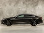 Audi A5 Sportback 2.0 TFSI S-Line Sport 190Pk Automaat (2X S-LINE, VIRTUAL COCKPIT, GROOT NAVI, PLAT SPORTSTUUR, LEDER, STOELVERWARMING, SPORTSTOELEN, GETINT GLAS, PARKEERSENSOREN, NIEUWSTAAT)