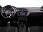 Volkswagen Tiguan 1.5 TSI R-Line Business+ 150pk Automaat (DSG) | Navigatie | Panoramadak | Trekhaak (Zwenkbaar) | Parkeersensoren (Park assist) | Achteruitrijcamera | Achterklep Electrise | Black optie pakket |