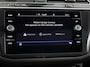 Volkswagen Tiguan 1.5 TSI R-Line Business+ 150pk Automaat (DSG) | Navigatie | Panoramadak | Trekhaak (Zwenkbaar) | Parkeersensoren (Park assist) | Achteruitrijcamera | Achterklep Electrise | Black optie pakket |