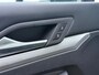 Volkswagen Golf 1.0 eTSI Life Business | CARPLAY | STOELVERWARMING | PARKEERSENSOREN | LICHTMETALEN VELGEN |